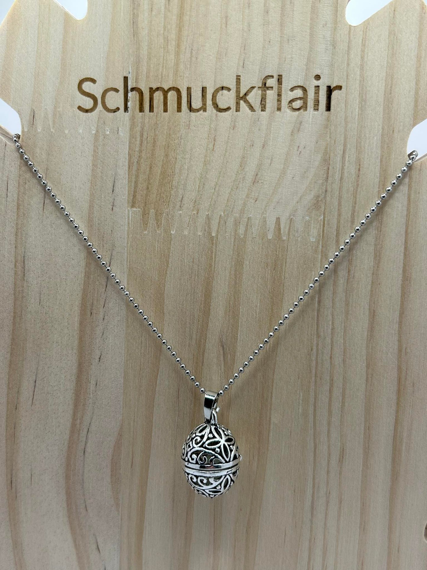 Leuchtende Eiform-Anhänger Kette – Floral Design, 45 cm, Silberfarben