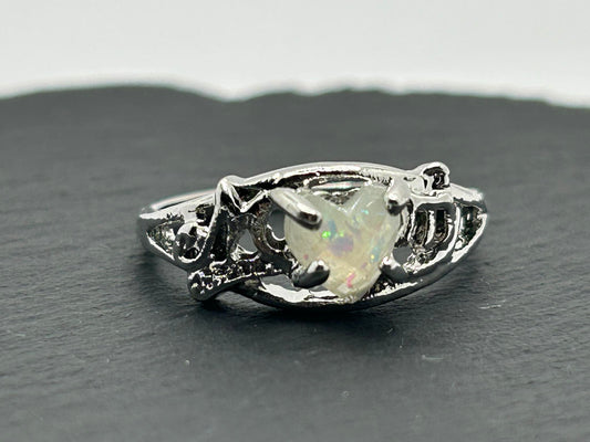 Opal Ring Charme