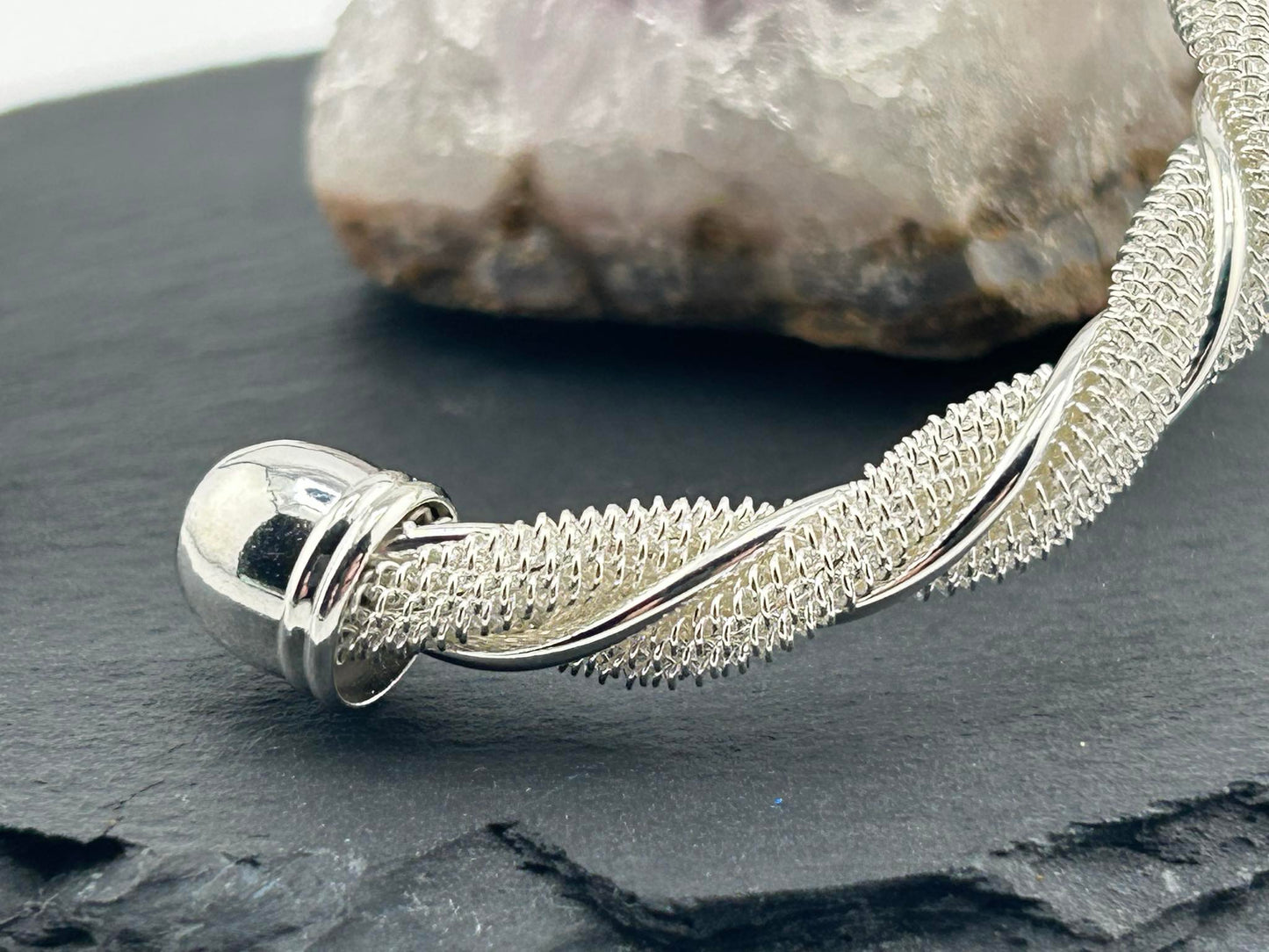 Schwungvoll Elegant