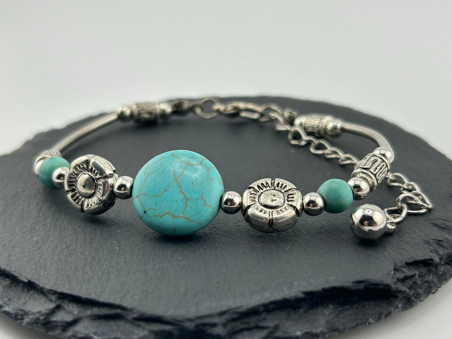 Türkisfarbenes Armband One